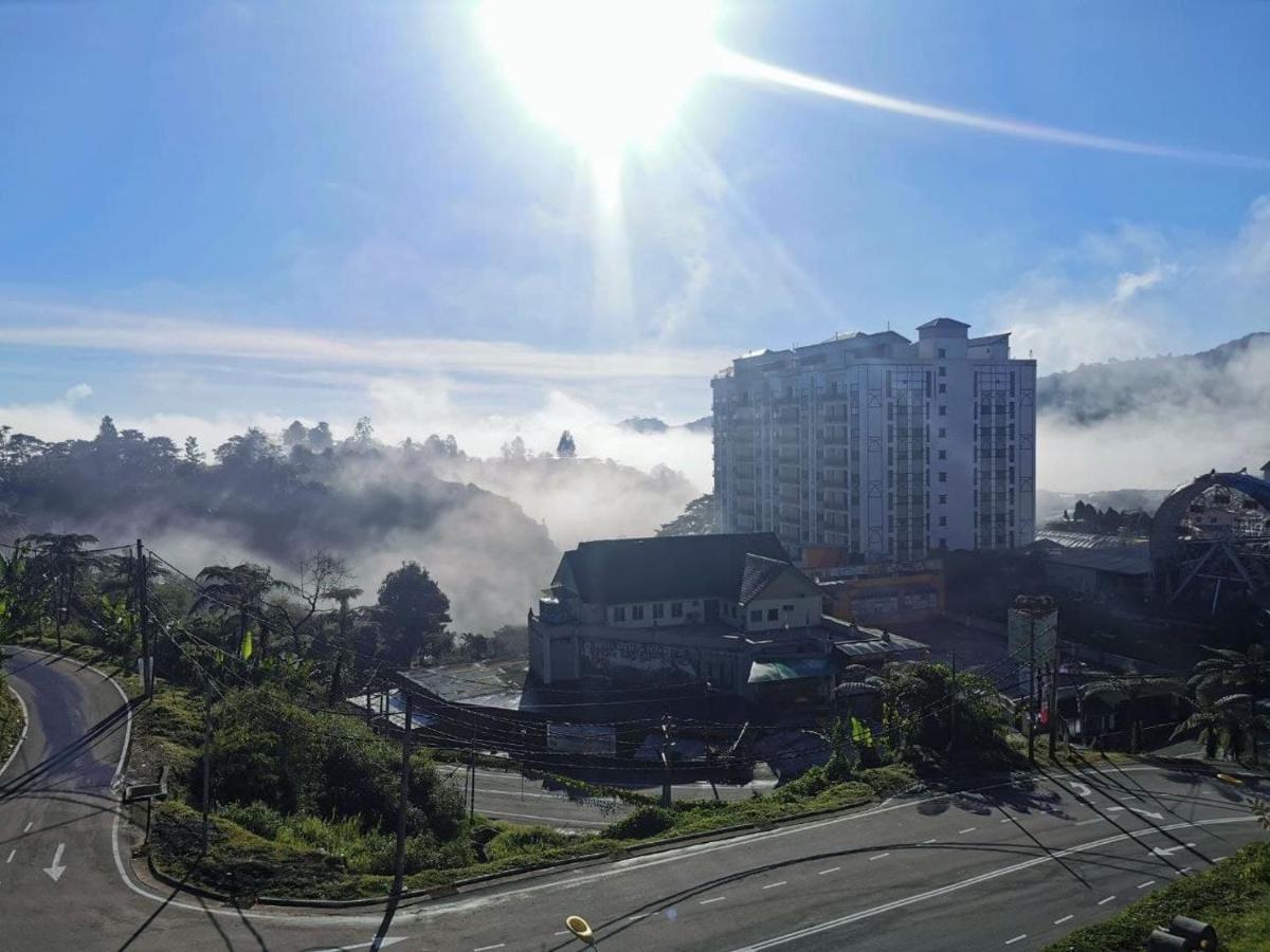 The Cocoon Capsule Hotel Cameron Highlands Exterior photo